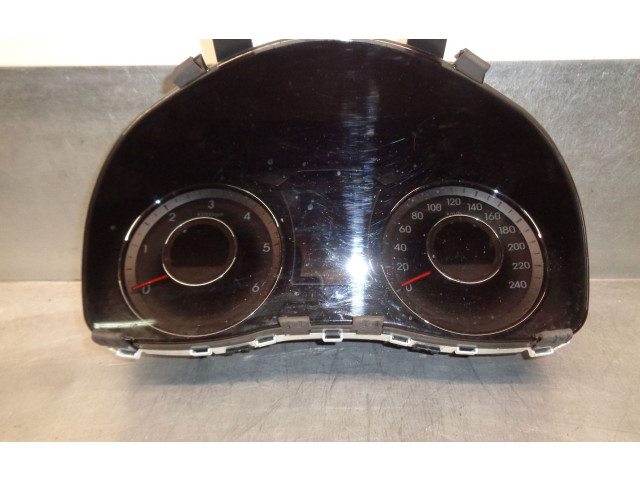 Přístrojová deska  Hyundai i40 2012 940013Z400  