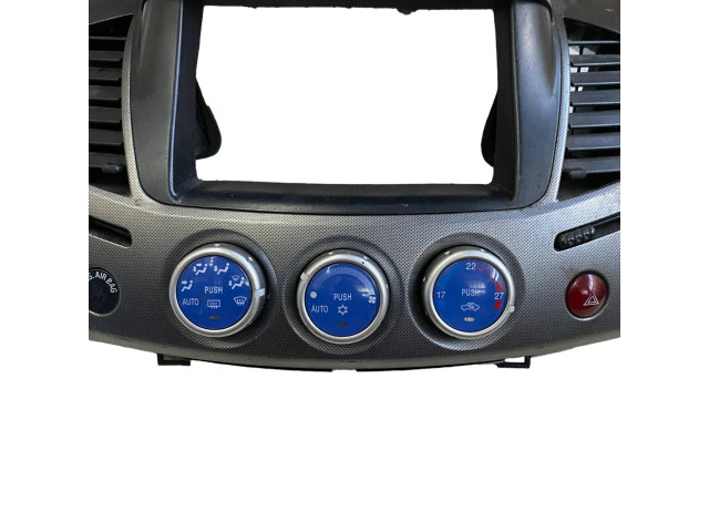 Блок управления климат-контролем    Mitsubishi L200