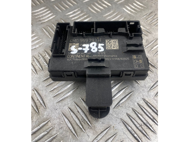 Подрулевой шлейф SRS 4M0959793H   Audi A5