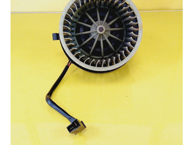 Вентилятор печки    893819021, 3137020009   Audi 80 90 B3