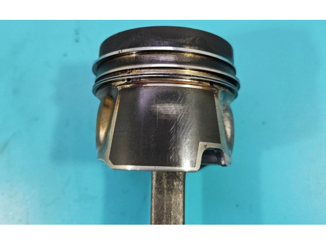 Píst CRL, IMPRK1377973   Volkswagen PASSAT B8    CRL 