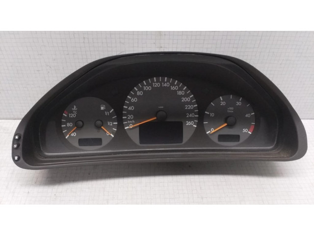 Přístrojová deska  Mercedes-Benz E W210 2001 A2105402911, 110080063008  