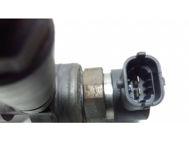 Vstřikovač 0445110082   Honda Civic  pro naftový motor 1.7 4EE2 1330