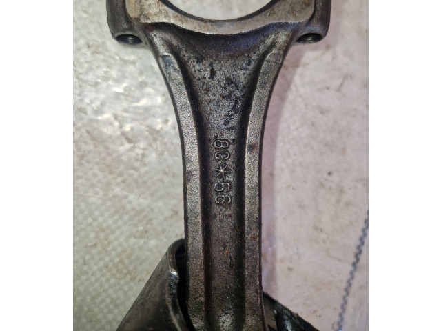 Píst 030149513A   Jeep Cherokee    - 
