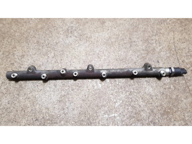 Vstřikovací lišta 0445216002   BMW 5 E39  pro naftový motor 3.0  