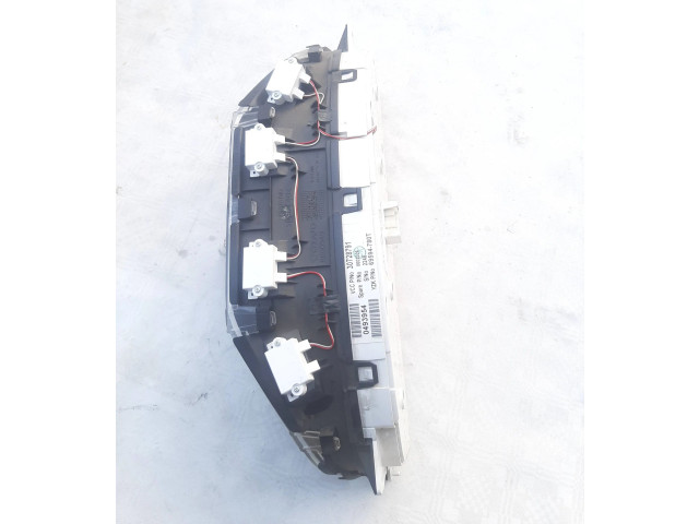 Přístrojová deska  Volvo XC70 2004 8690549, 8602026  