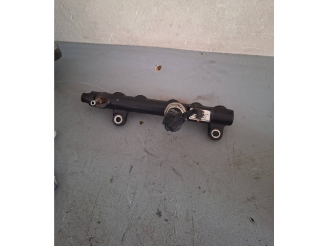 Vstřikovací lišta 967430008005   Toyota Proace     