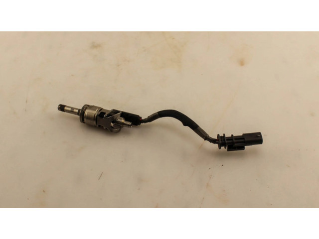 Vstřikovač 31432778   Volvo XC90  pro benzínový motor 2.0  