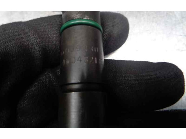 Injektor Einspritzdüse 059130201E, 0432133836    Audi A8 S8 D2 4D  AFB 