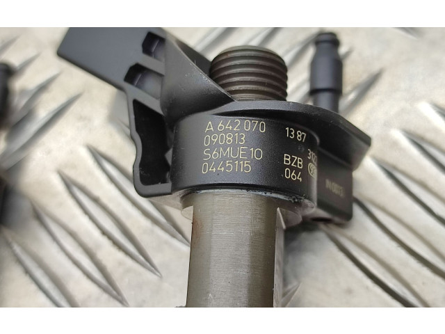 Комплект форсунок A6420701387, 0445115064    Mercedes-Benz GLK (X204)  642961 