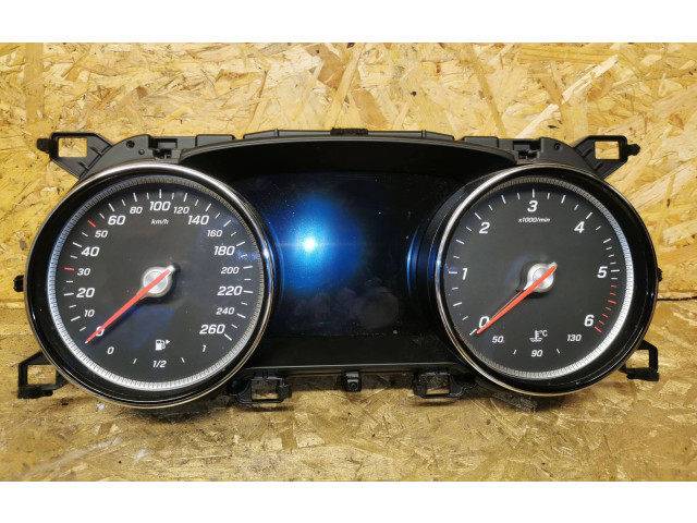 Přístrojová deska  Mercedes-Benz E W213 2016 A2139000110, A2139012406  