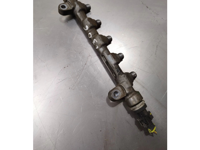 Vstřikovací lišta 314002A420, 0445214181   KIA Ceed    D4fb 