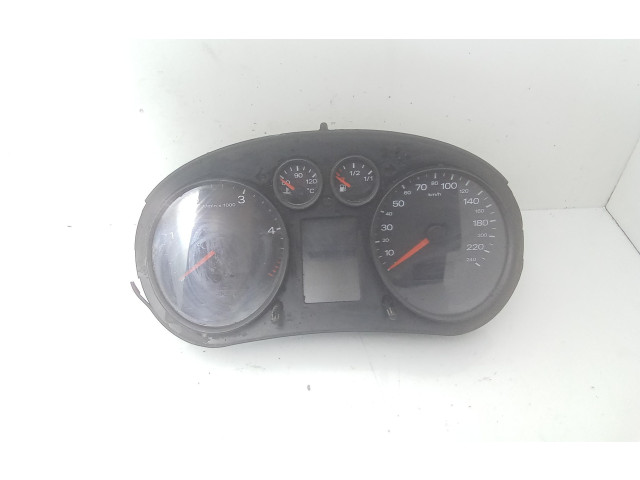Řídící jednotka 0281010220, 0281010220   Audi A2 2001
