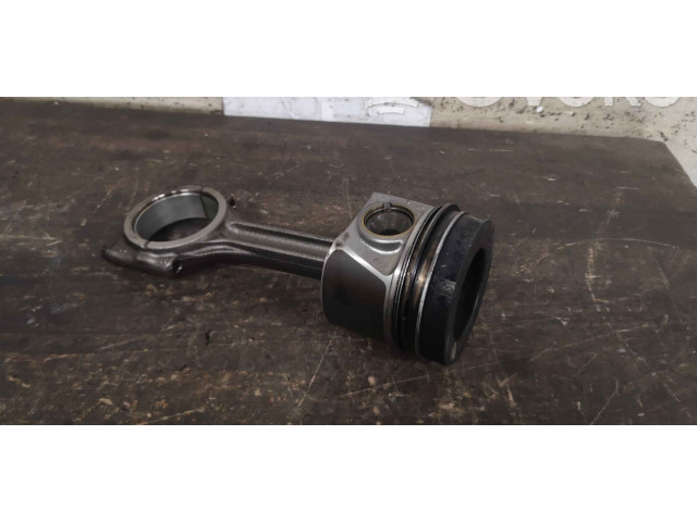  Поршень DFGA 04L107065AM, 04L105401A  Volkswagen Tiguan  