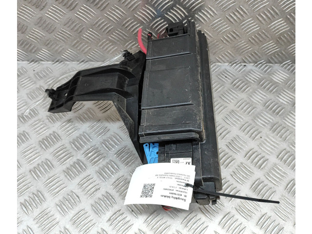   Pojistková skříňka 109440502F   Tesla Model X 2020