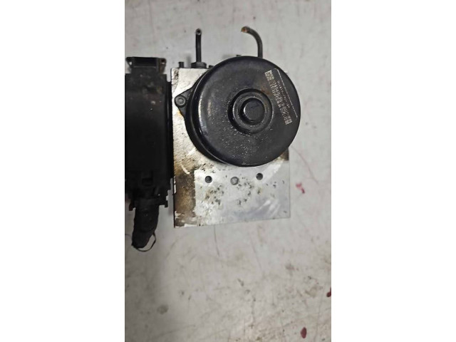 Jednotka ABS A0355457832, 00402280D0   Mercedes-Benz C W203 2003