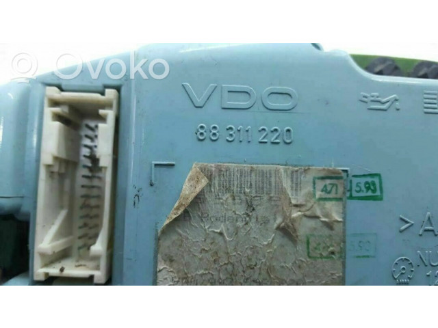 Přístrojová deska  BMW 3 E36 1991 88311220  