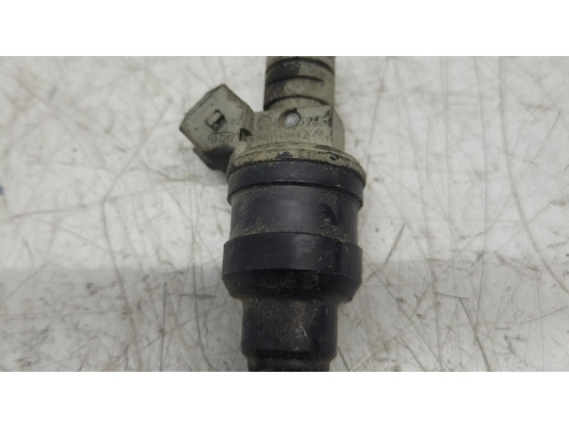 Vstřikovač 0280150414   BMW 5 E34  pro benzínový motor 2.0  