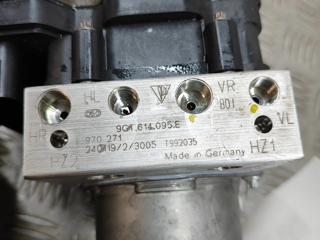 Блок АБС 9GT614095E   Porsche  911 992  2019- года