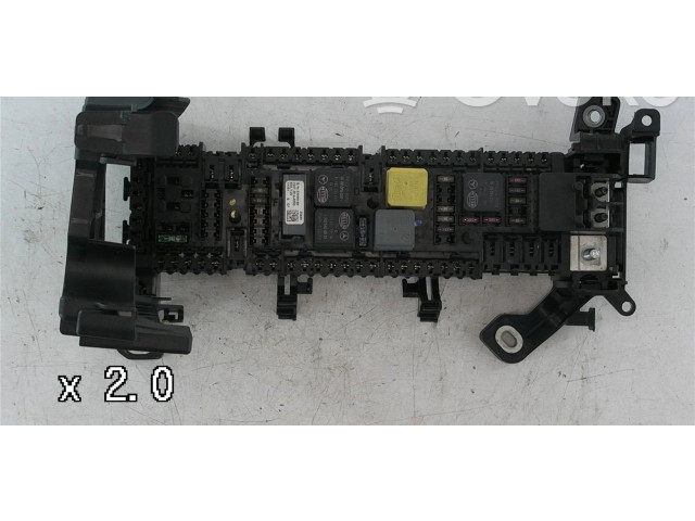 Блок предохранителей A2465400240, 2465400240   Mercedes-Benz A W176