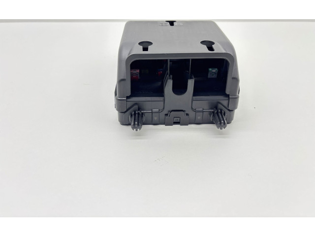   Pojistková skříňka 31346672, 32209198   Volvo XC60 2018
