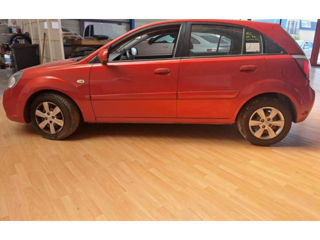 Руль KIA Rio  2006 - 2011 года       