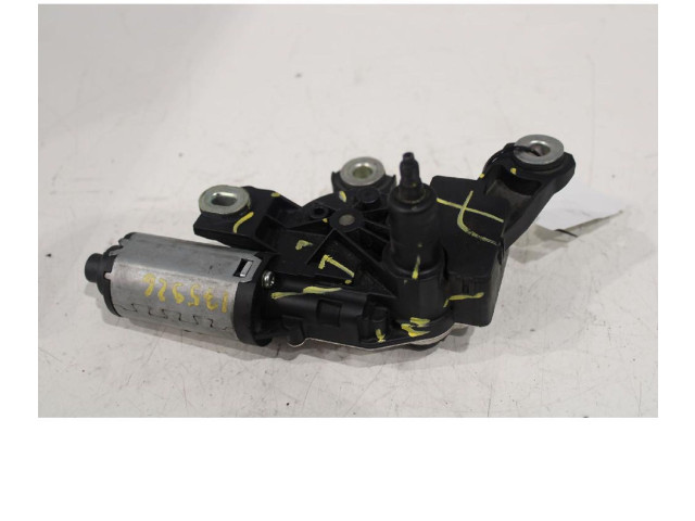 Моторчик заднего дворника 8V0955711    Audi A3 S3 8V