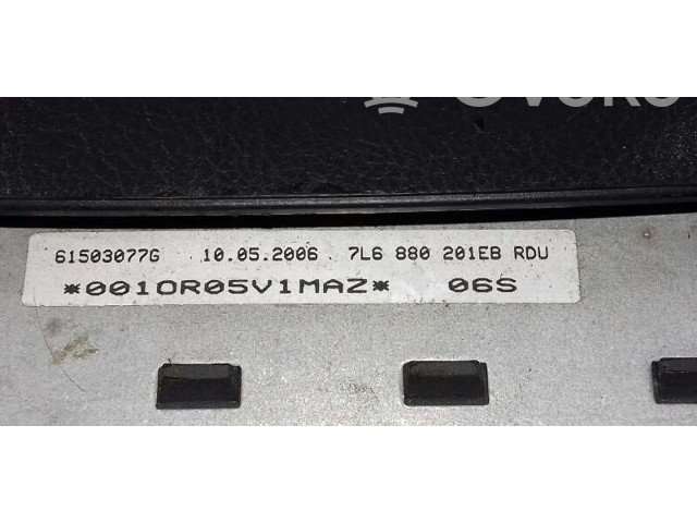 Подушка безопасности водителя 7L6880201EB   Volkswagen Touareg I