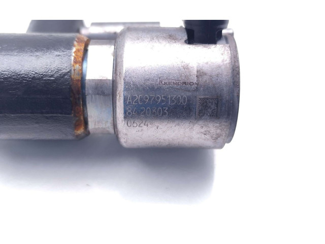 Vstřikovač 167001930R, 166009567R   Nissan Navara D23    YS23DDTT 