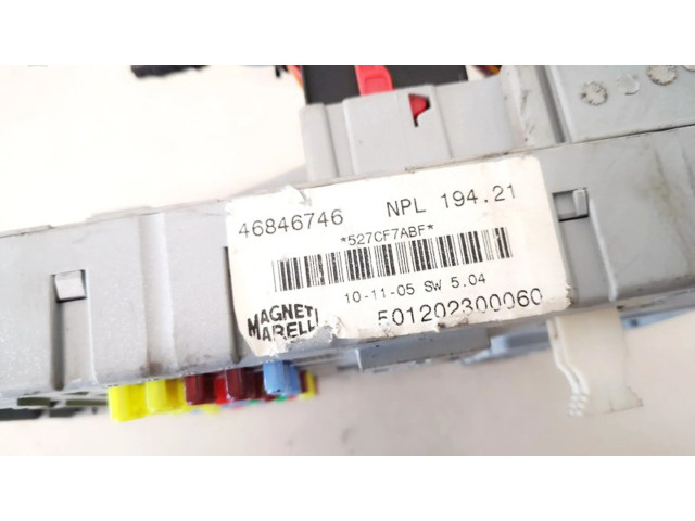   Pojistková skříňka 46846746, 46846745   Fiat Croma 2005