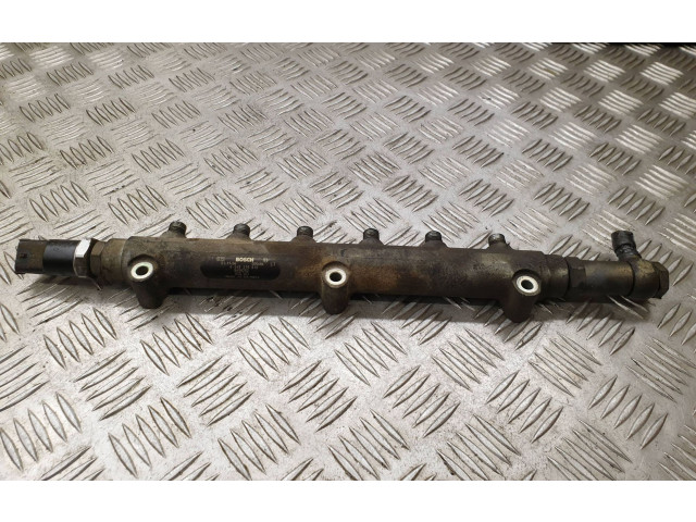Vstřikovací lišta 0445215010, 8658252   Volvo V70    d5244t 