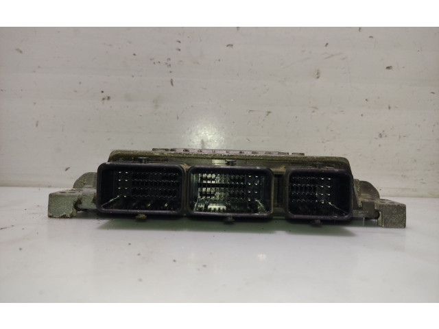 Блок управления двигателя 8200565863, S122326108A   Renault Megane II