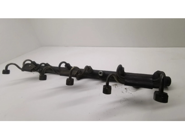 Vstřikovací lišta 0445216002   BMW 5 E39  pro naftový motor 2.5 M57d25 