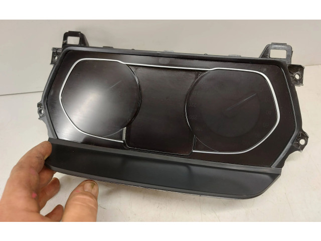 Přístrojová deska  BMW 1 F40 2020 5a0bf55-kolumb  