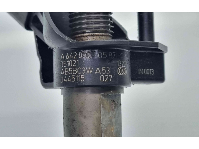 Форсунка A6420700587, 0445115027    Mercedes-Benz ML W164   