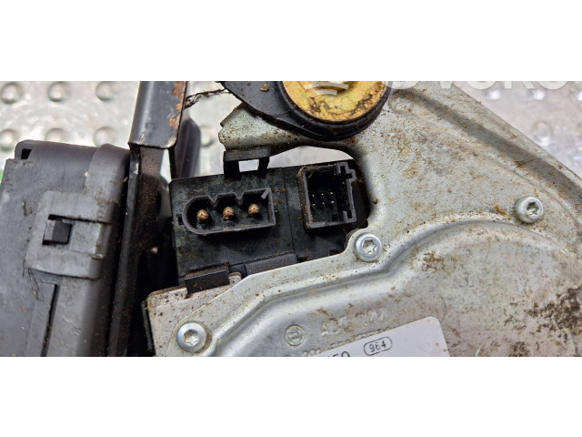 Моторчик заднего дворника 6925094    BMW 3 E46
