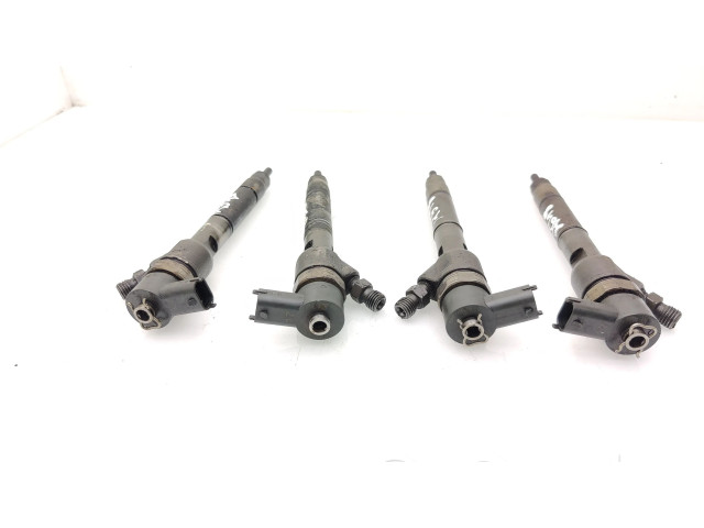 Комплект форсунок 044511011, 338002A800    Hyundai i40 для дизельного двигателя  1.7