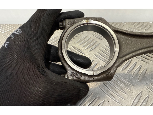 Píst 06M099C, R6MK   Audi A4 S4 B9 8W    CWG 