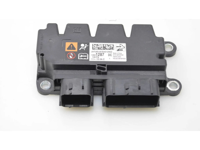 Блок подушек безопасности 13591287   Opel Antara