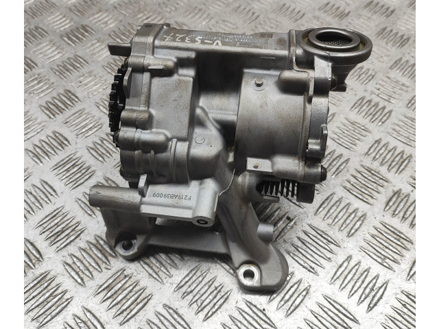 Масляный насос  B38 A15 A 8631810  BMW 2 F44 