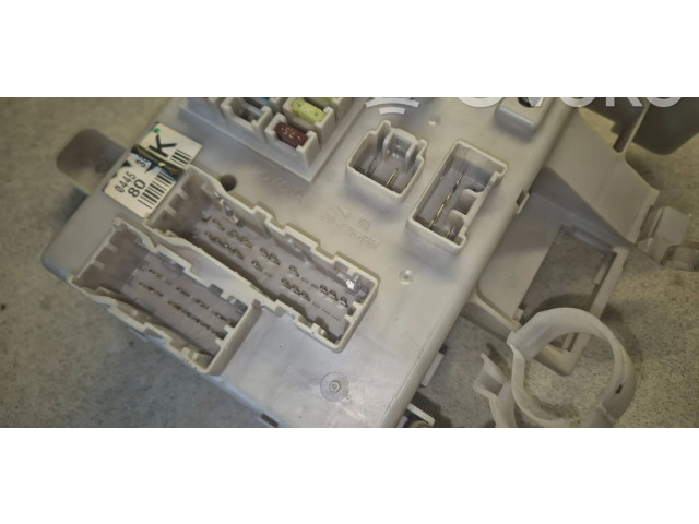   Pojistková skříňka 8198050030, 9098702022   Toyota Land Cruiser (J120) 2003