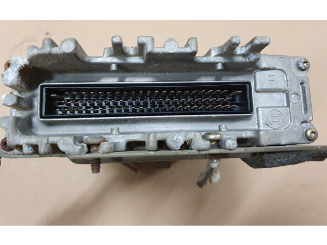 Řídící jednotka 0261203969, 021906256   Volkswagen Golf III 1996