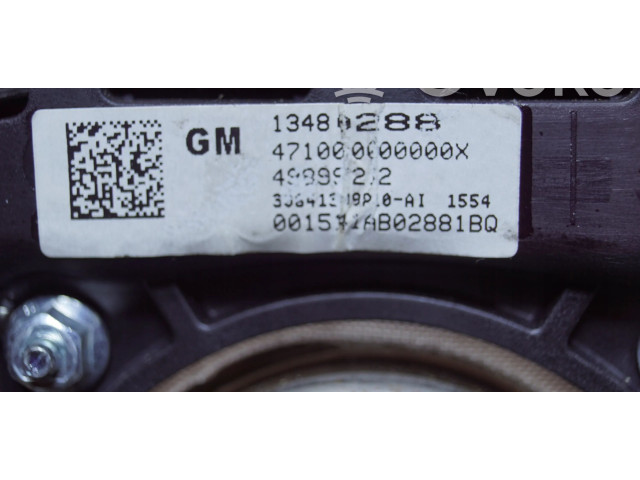 Подушка безопасности водителя 13480288   Vauxhall Astra J