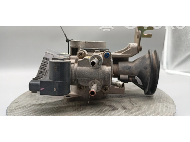 Vstřikovací lišta 222100J010, 1368001702   Toyota Yaris     