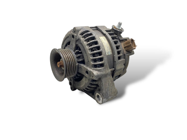 Генератор YLE500430   Land Rover Range Rover Sport L320      