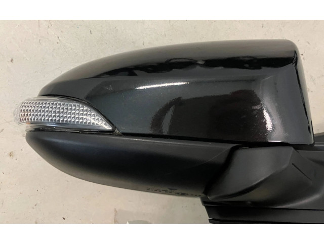 Zpětné zrcátko  Toyota Yaris 2018    
