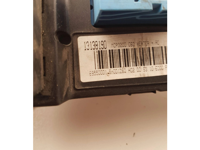 Блок управления климат-контролем 13138190, E9550001   Opel Signum