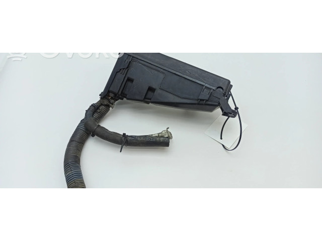   Pojistková skříňka 8262250010   Lexus LS 430 2003