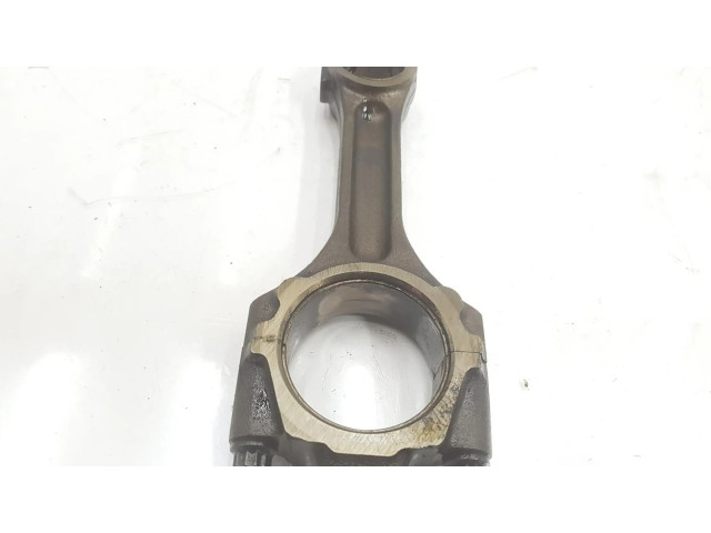 Ojnice  2351027410    Hyundai Tucson JM  2.0