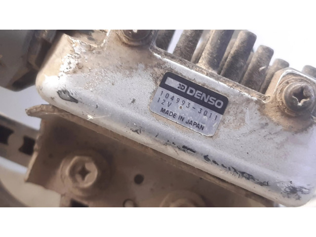 Вентилятор радиатора     1049933011    Mitsubishi Galant 2.0